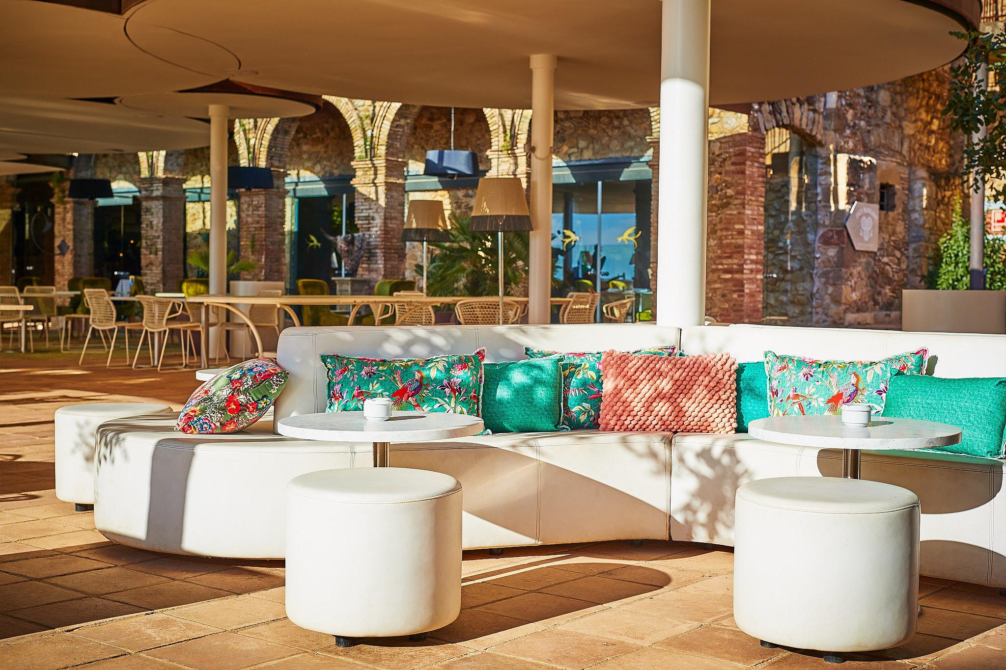 Hotel Castell D'Emporda La Bisbal d'Emporda Екстериор снимка