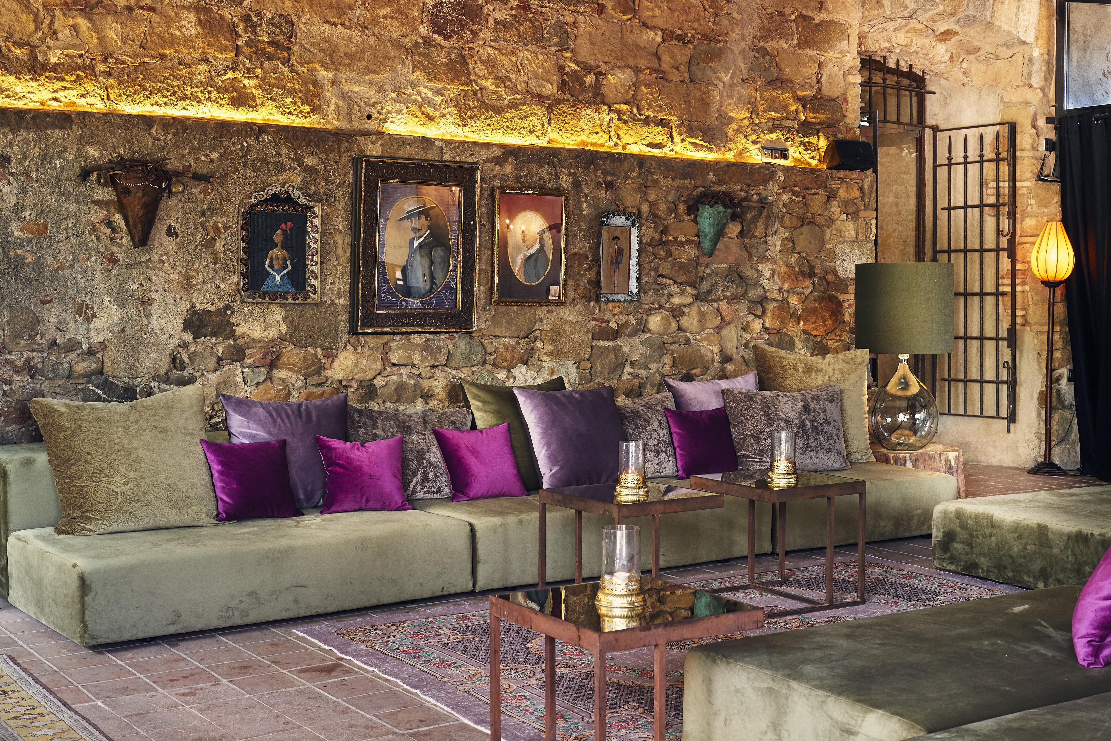 Hotel Castell D'Emporda La Bisbal d'Emporda Екстериор снимка